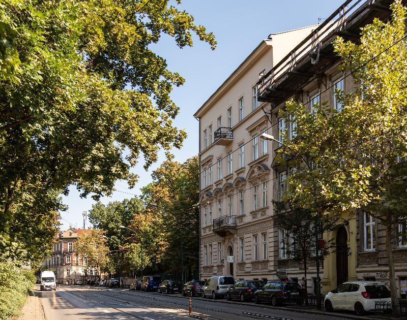 Hotel Maximum Krasków Eksteriør bilde
