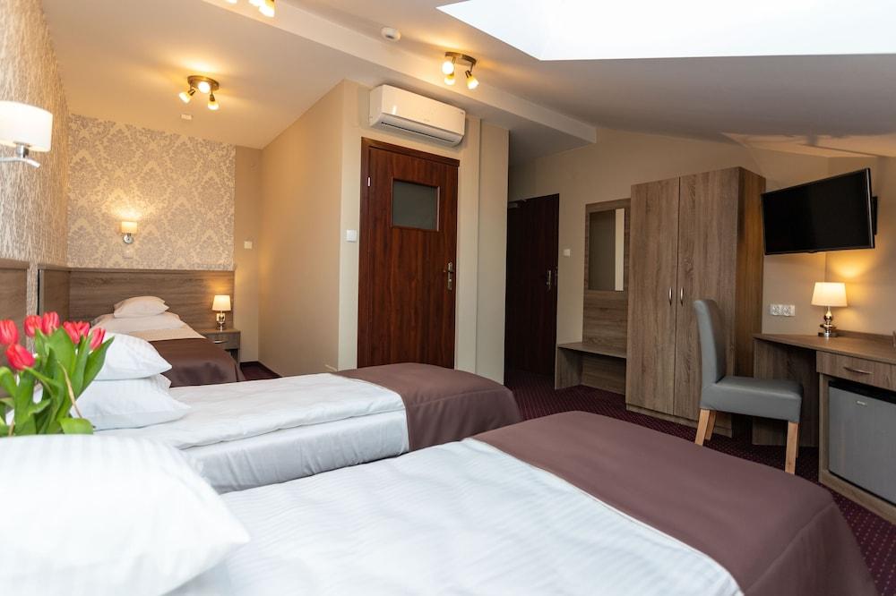 Hotel Maximum Krasków Eksteriør bilde