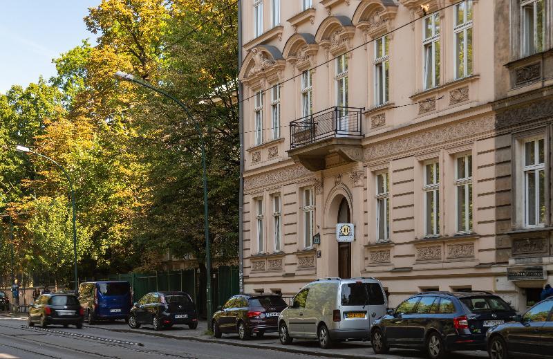 Hotel Maximum Krasków Eksteriør bilde