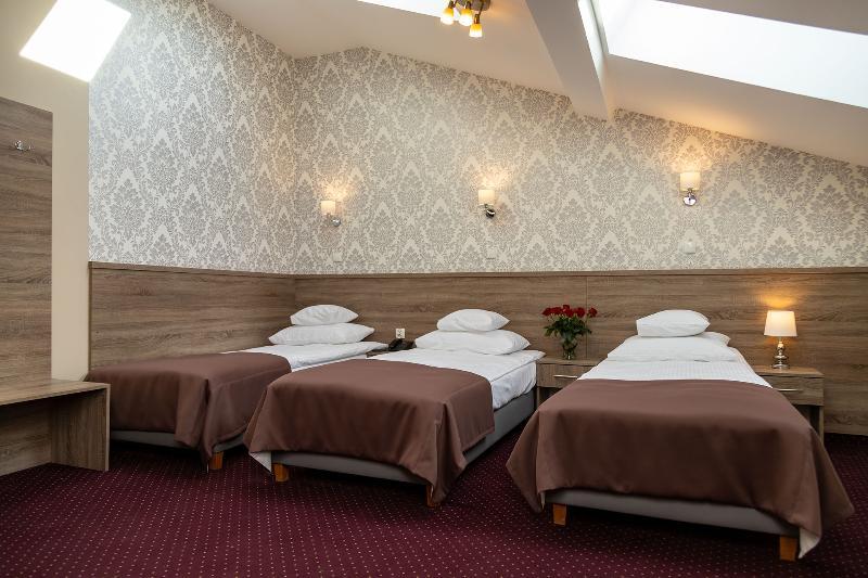 Hotel Maximum Krasków Eksteriør bilde